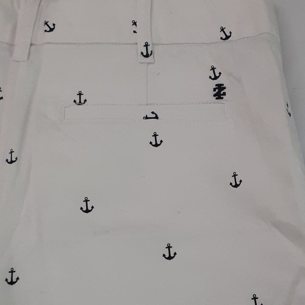 4/$25 NWT Izod shorts with an anchor print - Picture 5 of 8